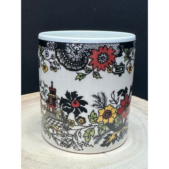 Royal Kendal Staffordshire Fine Bone China
 Cup Floral Pagoda Pattern England - Picture 1 of 5